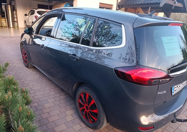Opel Zafira cena 33500 przebieg: 270000, rok produkcji 2014 z Radomsko małe 121
